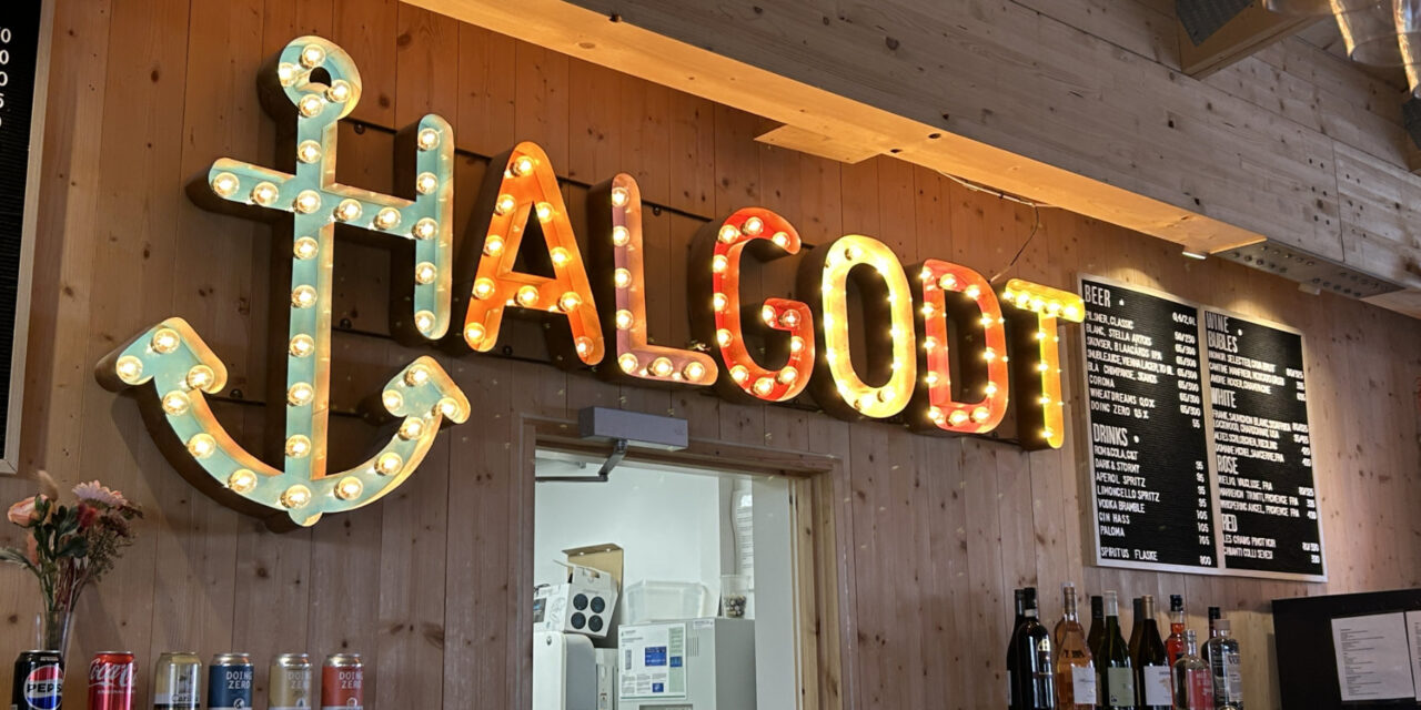 Phil Tourbuch Dänemark (2/6) – My God, We Love Halgodt